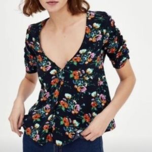 Zara ruched sleeve button front floral top